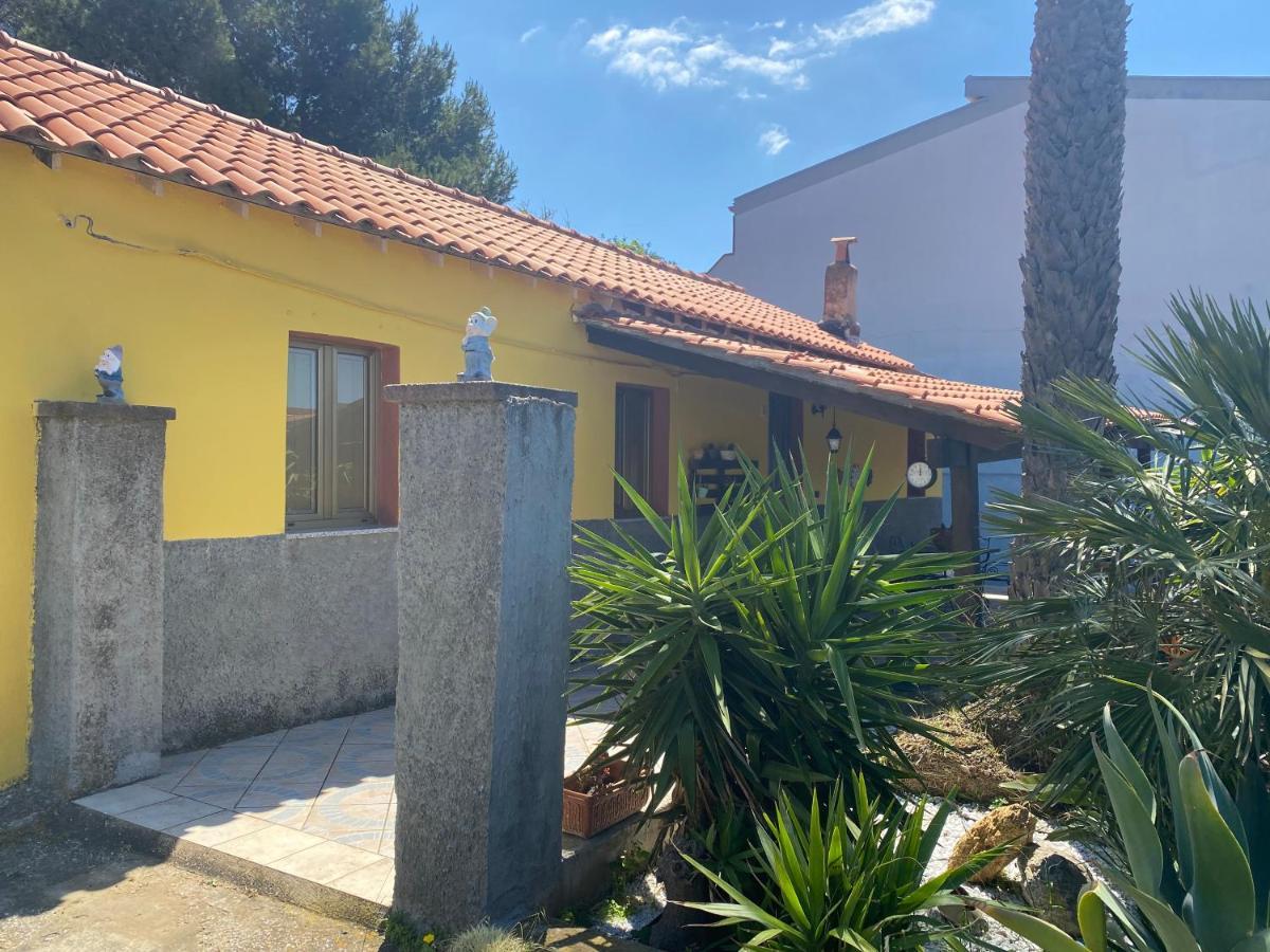 Casa Vacanza Sa Dommu De Teresa Nebida 외부 사진